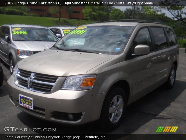 2009 Dodge Grand Caravan SXT in Light Sandstone Metallic