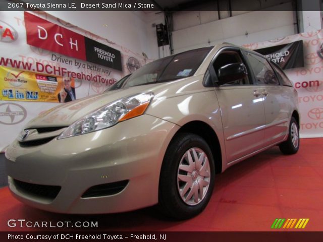 2007 Toyota Sienna LE in Desert Sand Mica