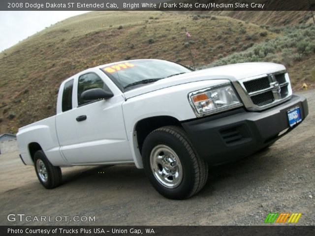 2008 Dodge Dakota ST Extended Cab in Bright White
