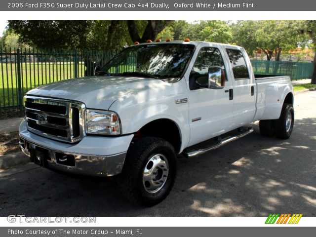 2006 Ford F350 Super Duty Lariat Crew Cab 4x4 Dually in Oxford White