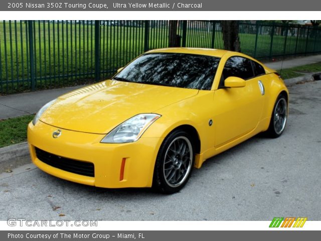 Yellow nissan 350z #10