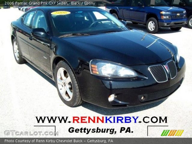 2006 Pontiac Grand Prix GXP Sedan in Black