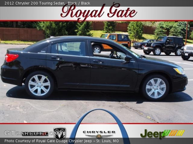 2012 Chrysler 200 Touring Sedan in Black