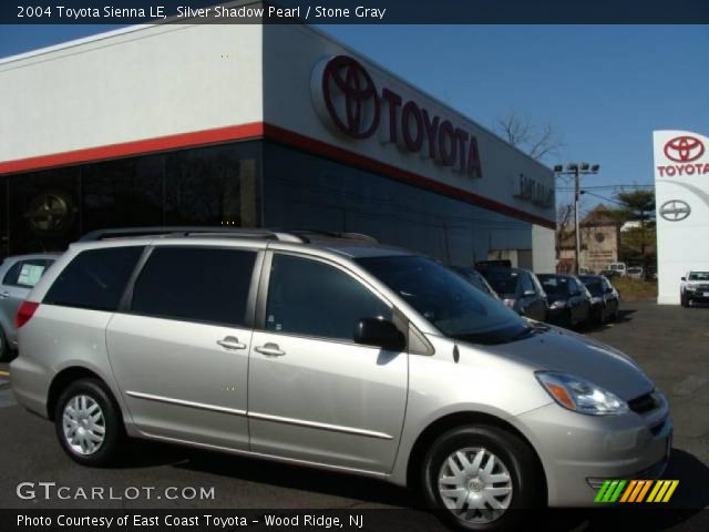 2004 Toyota Sienna LE in Silver Shadow Pearl
