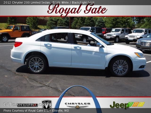 2012 Chrysler 200 Limited Sedan in Bright White