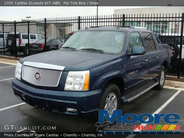 2005 Cadillac Escalade EXT AWD in Rip Tide Blue