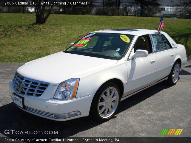 2006 Cadillac DTS  in White Lightning