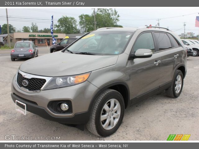 2011 Kia Sorento LX in Titanium Silver