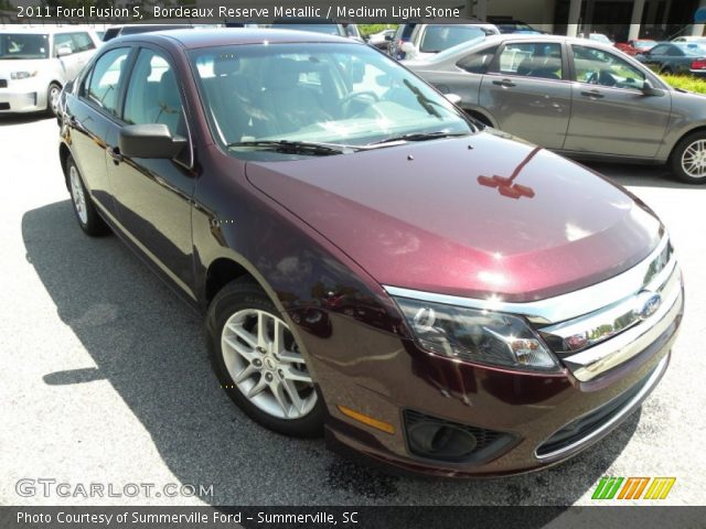 2011 Ford Fusion S in Bordeaux Reserve Metallic