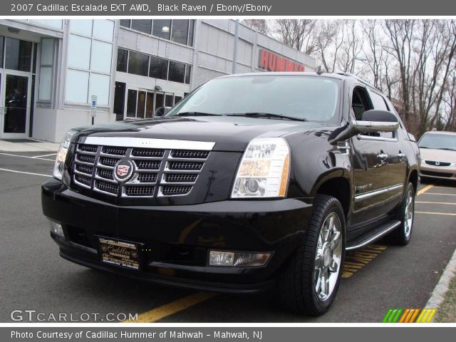 2007 Cadillac Escalade EXT AWD in Black Raven
