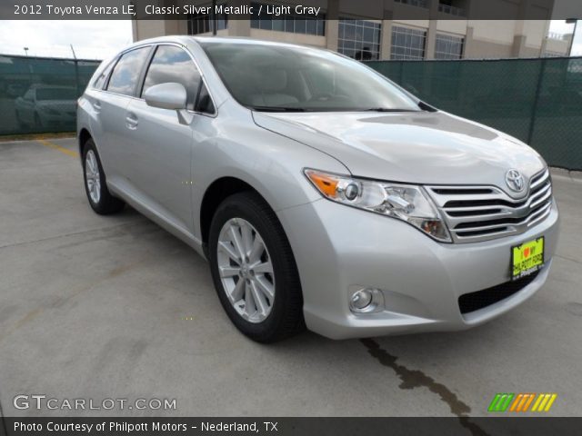 2012 Toyota Venza LE in Classic Silver Metallic