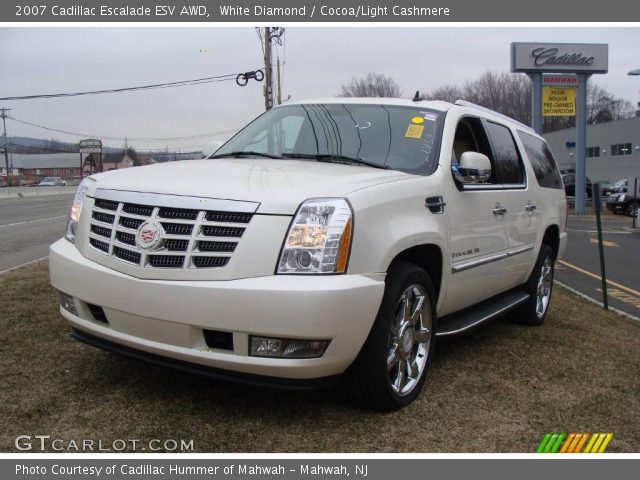 2007 Cadillac Escalade ESV AWD in White Diamond