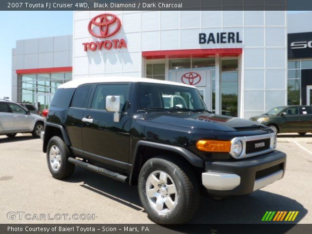 2007 Toyota FJ Cruiser 4WD in Black Diamond