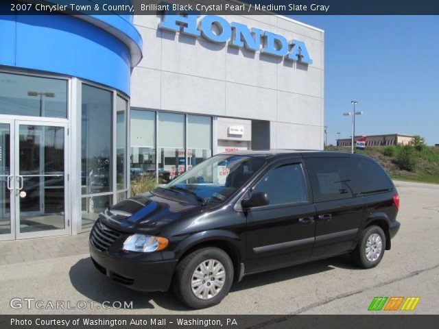 2007 Chrysler Town & Country  in Brilliant Black Crystal Pearl