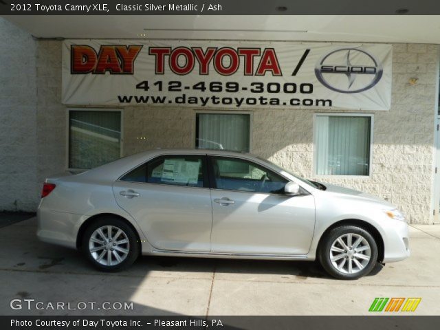 2012 Toyota Camry XLE in Classic Silver Metallic