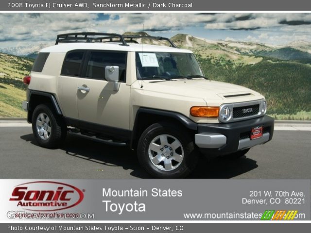 2008 Toyota FJ Cruiser 4WD in Sandstorm Metallic