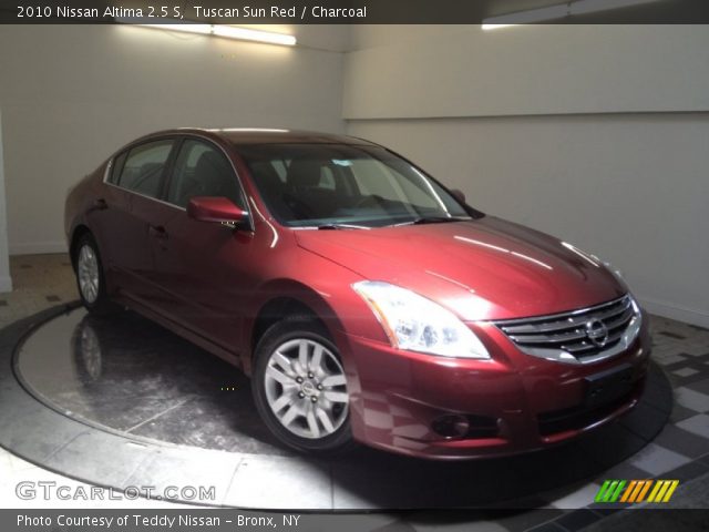 2010 Nissan Altima 2.5 S in Tuscan Sun Red
