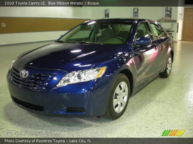 2009 Toyota Camry LE in Blue Ribbon Metallic