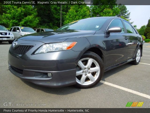 2008 Toyota Camry SE in Magnetic Gray Metallic