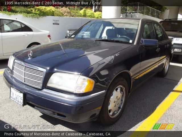 1995 Mercedes-Benz C 280 Sedan in Midnight Blue