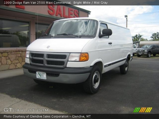 1999 Dodge Ram Van 2500 Maxi Commercial in Bright White