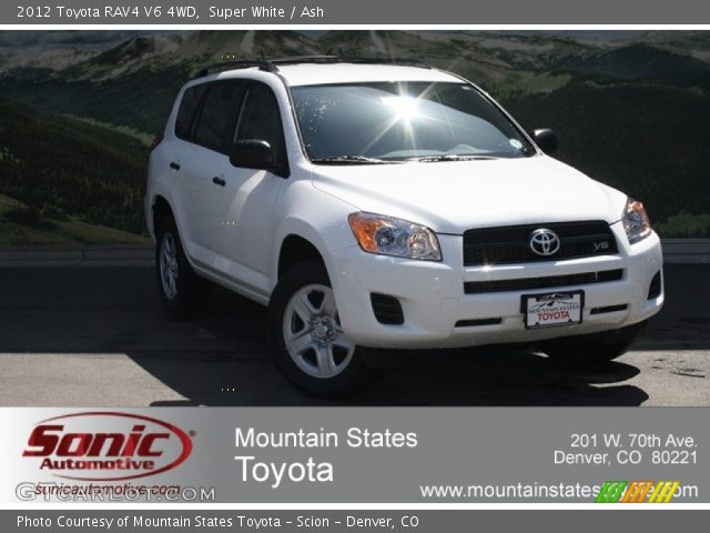 2012 Toyota RAV4 V6 4WD in Super White