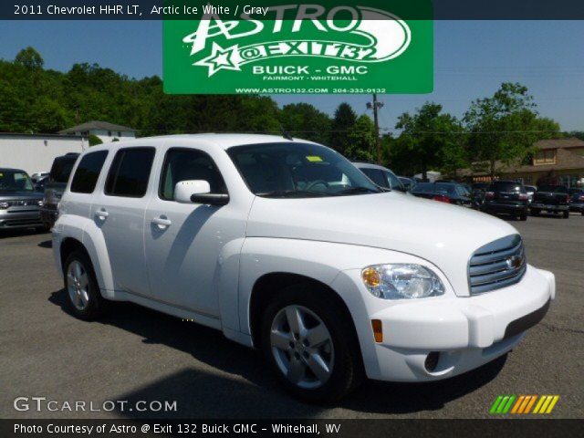 2011 Chevrolet HHR LT in Arctic Ice White