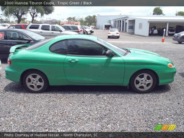 2000 Hyundai Tiburon Coupe in Tropic Green