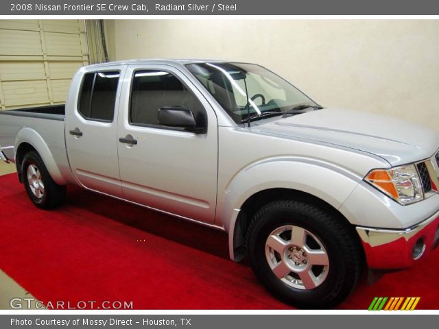 2008 Nissan Frontier SE Crew Cab in Radiant Silver