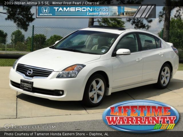 2009 Nissan Altima 3.5 SE in Winter Frost Pearl