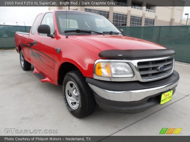2003 Ford F150 XL SuperCab in Bright Red