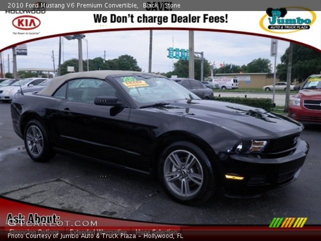 2010 Ford Mustang V6 Premium Convertible in Black