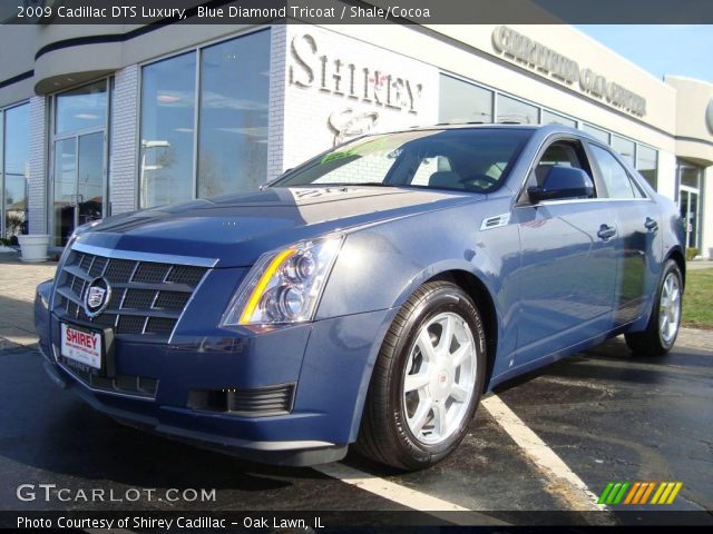 2009 Cadillac DTS Luxury in Blue Diamond Tricoat