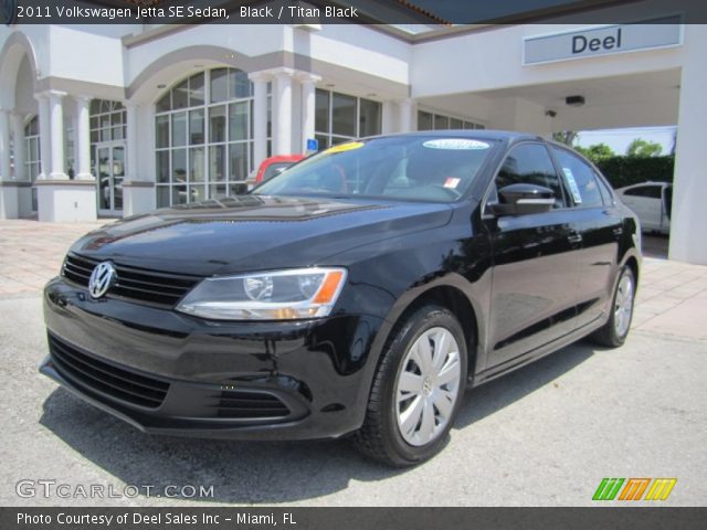 2011 Volkswagen Jetta SE Sedan in Black