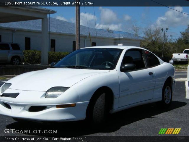 1995 Pontiac Sunfire SE Coupe in Bright White. Click to see large ...