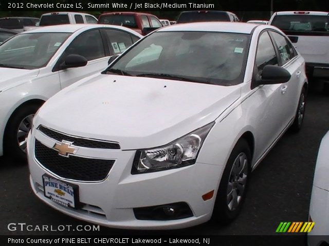 2012 Chevrolet Cruze LS in Summit White