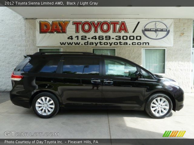 2012 Toyota Sienna Limited AWD in Black