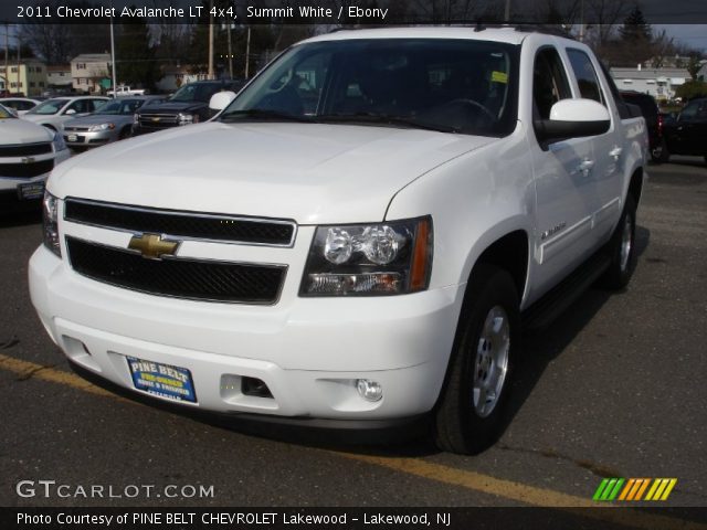 2011 Chevrolet Avalanche LT 4x4 in Summit White