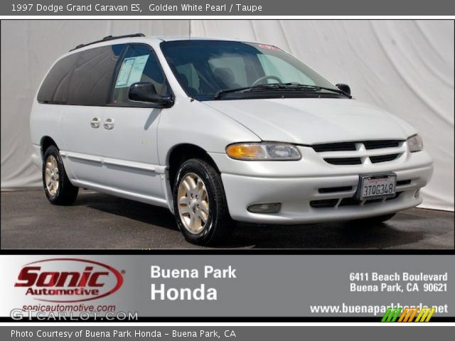 1997 Dodge Grand Caravan ES in Golden White Pearl