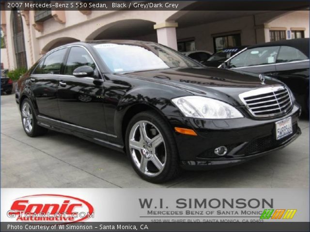 2007 Mercedes-Benz S 550 Sedan in Black