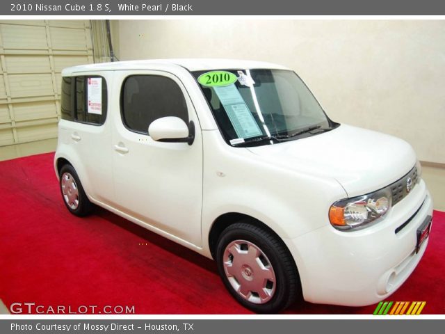 2010 Nissan Cube 1.8 S in White Pearl