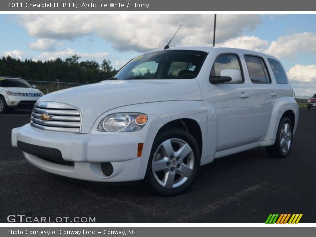 2011 Chevrolet HHR LT in Arctic Ice White