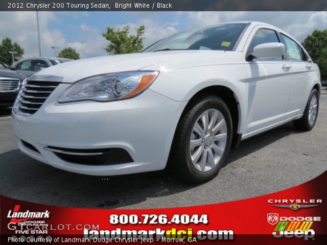 2012 Chrysler 200 Touring Sedan in Bright White