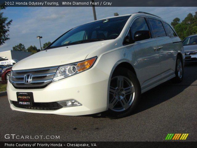 2012 Honda Odyssey Touring in White Diamond Pearl