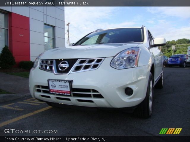 2011 Nissan Rogue SV AWD in Pearl White