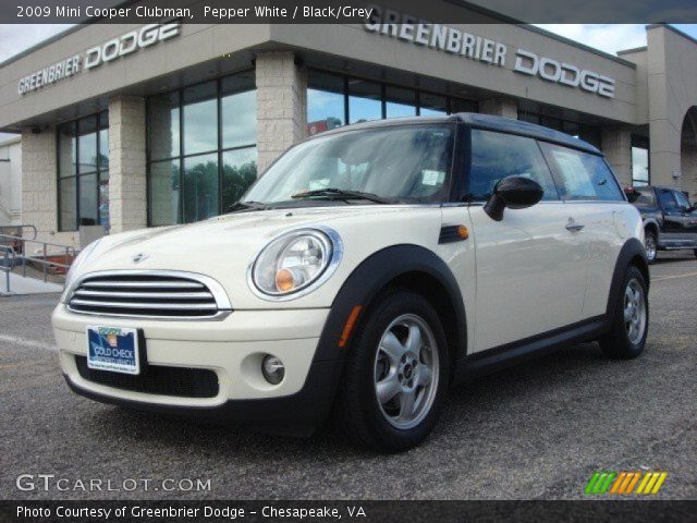 2009 Mini Cooper Clubman in Pepper White
