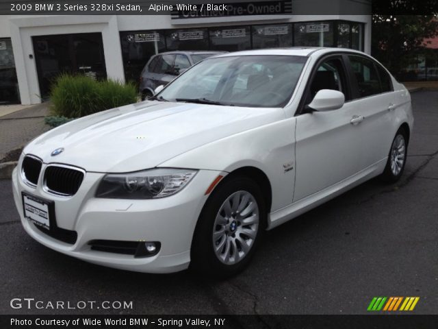 2009 BMW 3 Series 328xi Sedan in Alpine White