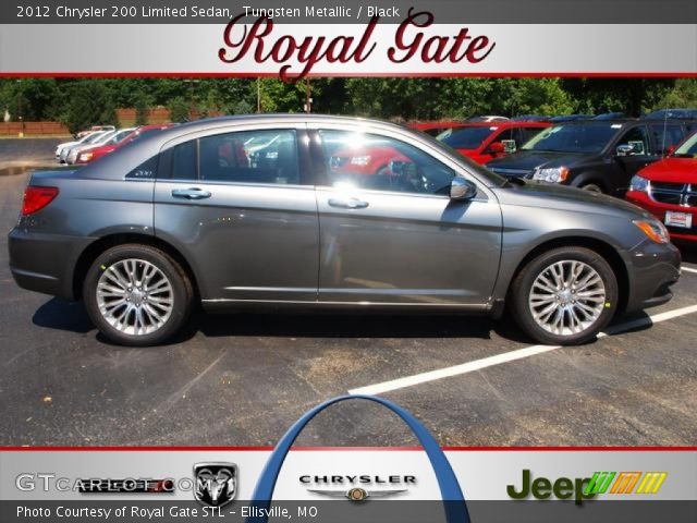 2012 Chrysler 200 Limited Sedan in Tungsten Metallic