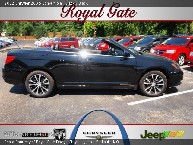 2012 Chrysler 200 S Convertible in Black