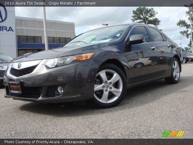 2010 Acura TSX Sedan in Grigio Metallic